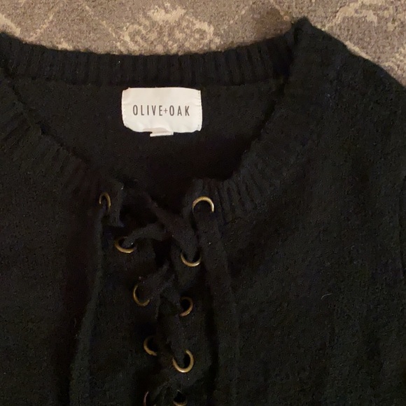 Evereve Sweaters - Evereve Olive + Oak black sweater